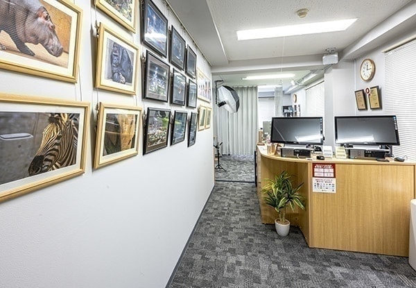 イエロージャケット　店舗入り口